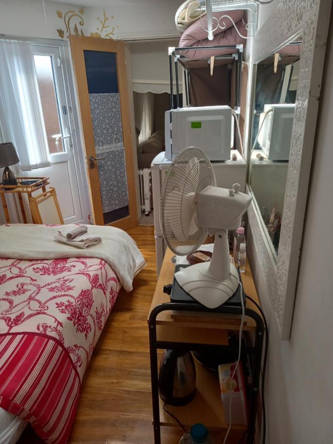 Larchmont Stay Side En Suite With Small Double Bed Leicester Esterno foto